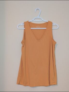 Denver Hayes Sleeveless V-Neck Tank in Orange, Size Medium